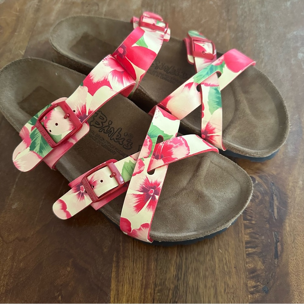 Birkenstock‎ Birkis red floral strappy cork bottom sandals size 39 Narrow